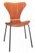 CADEIRA DINAMARQUESA (DESIGNER: ARNE JACOBSEN &ndash; DINAMARCA, 1951), COMERCIALIZADA PELA PROBJETO 