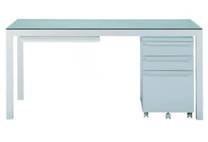 FIGURA 327 -	MESA RETANGULAR E ESCRIVANINHA DA MUJI (JAPÃO, 2004)